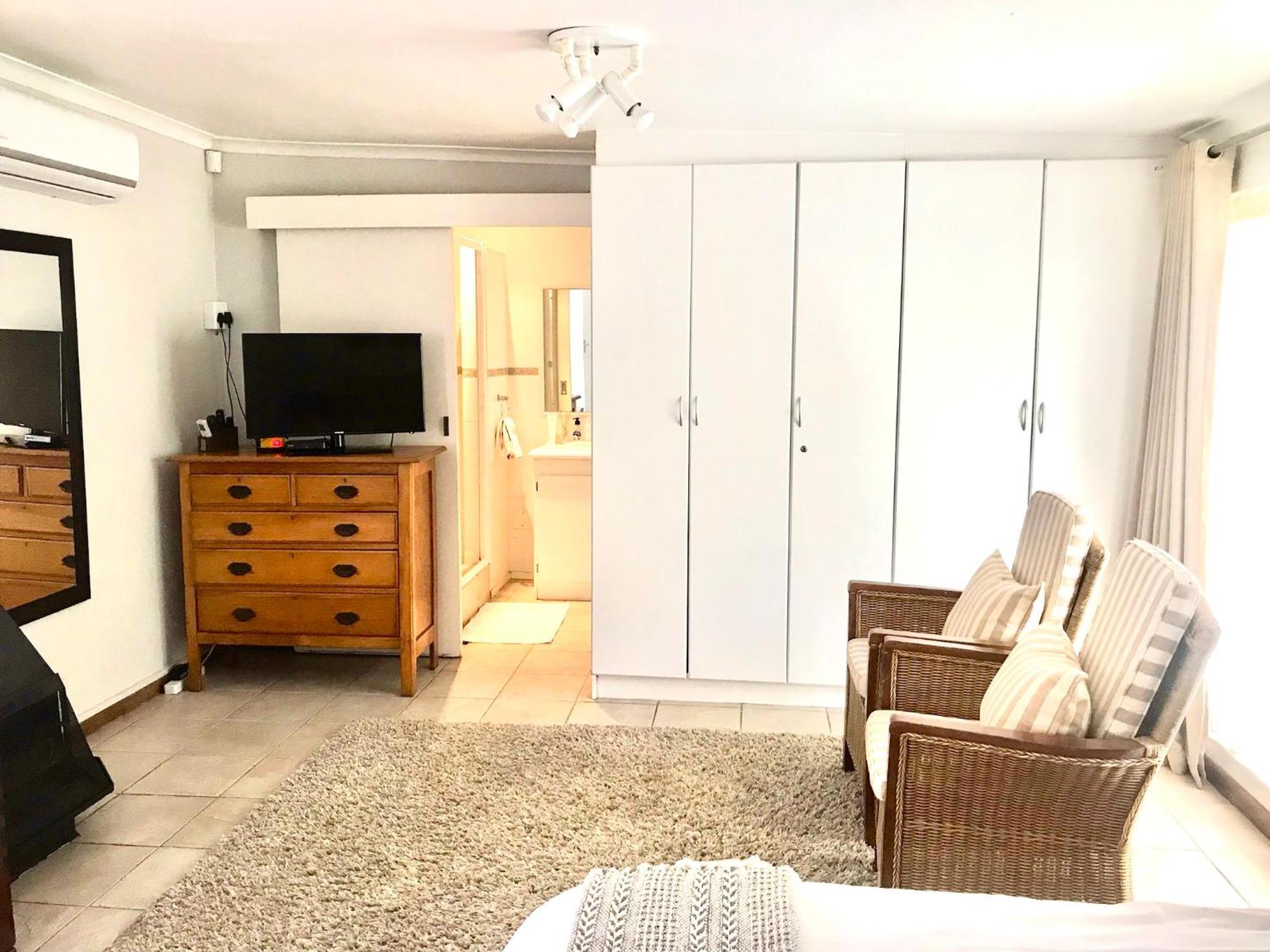 10Vdw Self Catering Apartments Durbanville Ngoại thất bức ảnh